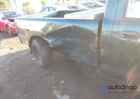 2003 Toyota Tundra z USA, uszkodzony, nr VIN 5TBJN32113S368629